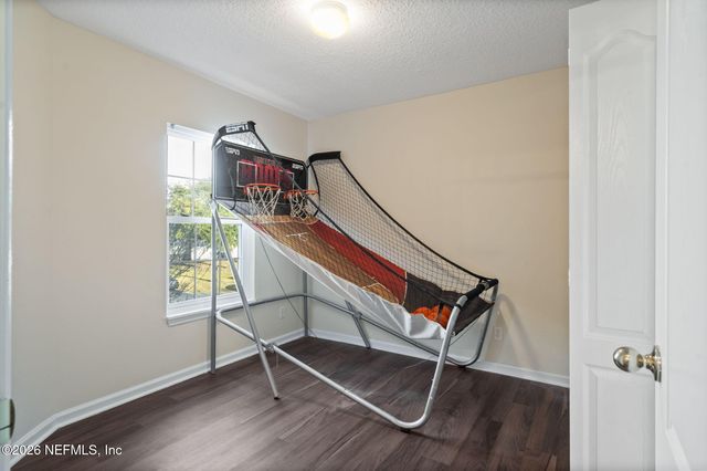 1827 BISCAYNE BAY Circle, Jacksonville, FL 32218