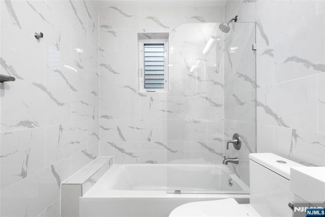 539 Undercliff Avenue 4, Edgewater, NJ 07020