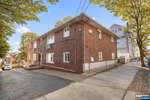 539 Undercliff Avenue 4, Edgewater, NJ 07020