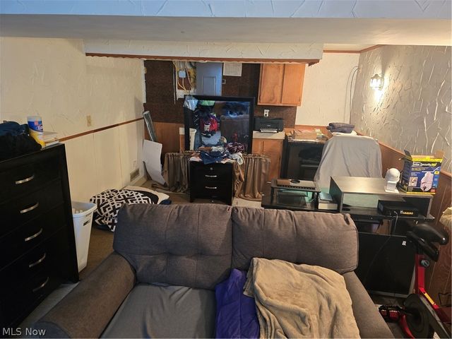 3327 Nottingham Drive, Parma, OH 44134