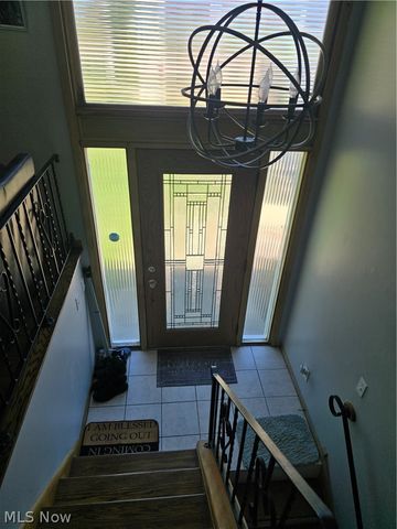 3327 Nottingham Drive, Parma, OH 44134