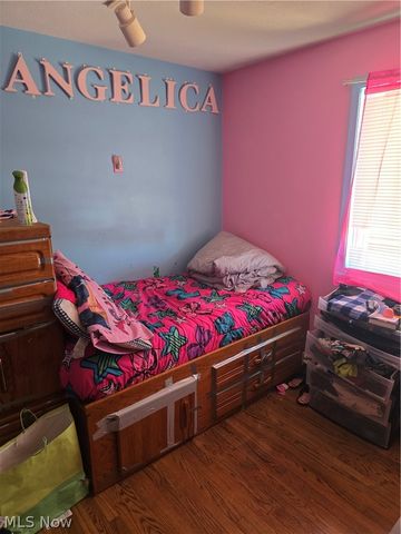 3327 Nottingham Drive, Parma, OH 44134