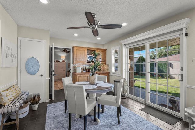 303 Cottonwood Lane, Levelland, TX 79336