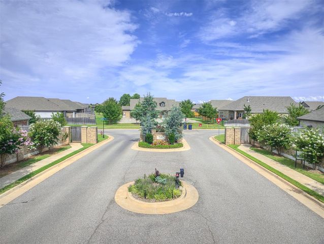 2420 NW 179th Terrace, Edmond, OK 73012