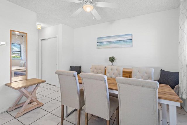 262 SE 9th Avenue B, Deerfield Beach, FL 33441