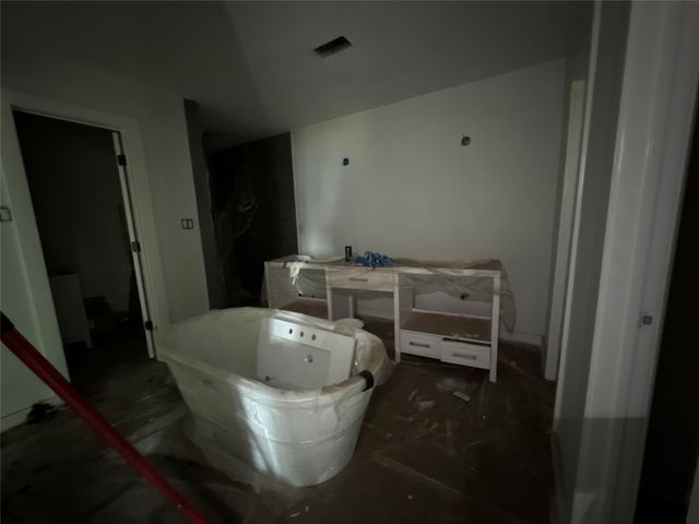 1013 Rockmoor Drive, Edgecliff Village, TX 76134