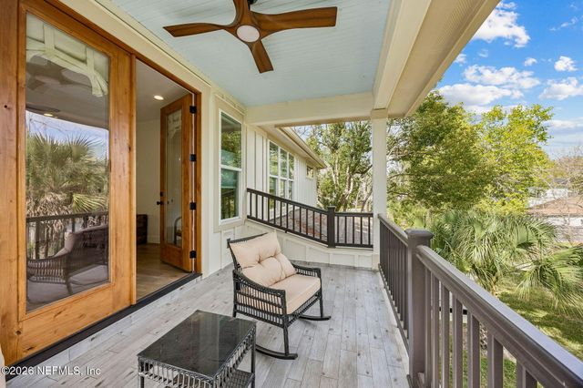 424 S 3RD Street, Fernandina Beach, FL 32034