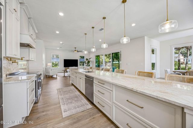 424 S 3RD Street, Fernandina Beach, FL 32034