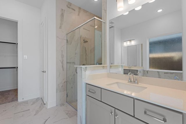 11827 Benes Drive, Mont Belvieu, TX 77523