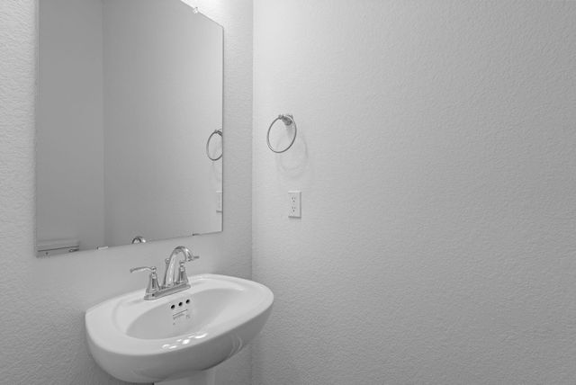 11827 Benes Drive, Mont Belvieu, TX 77523