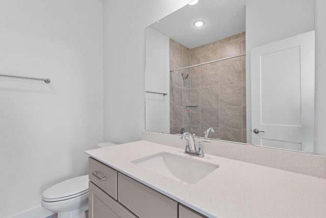 11827 Benes Drive, Mont Belvieu, TX 77523