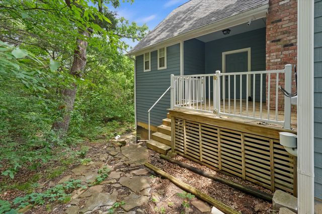 202 Fox Hollow, Pottsboro, TX 75076