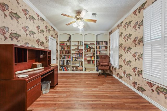 202 Fox Hollow, Pottsboro, TX 75076