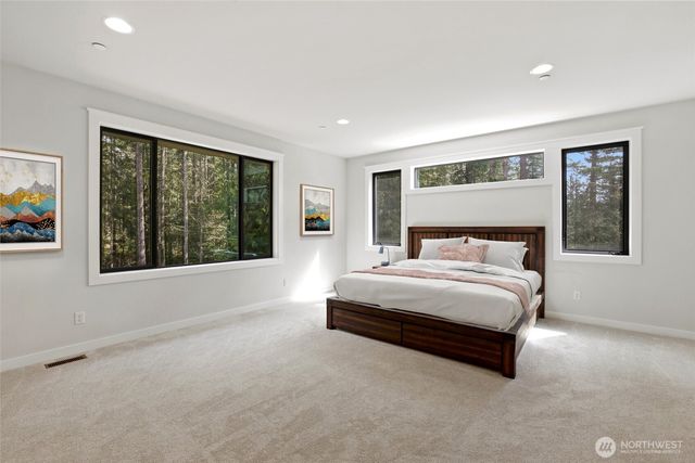 29816 SE Lake Retreat North Drive, Ravensdale, WA 98051