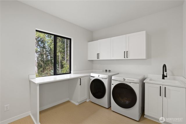 29816 SE Lake Retreat North Drive, Ravensdale, WA 98051