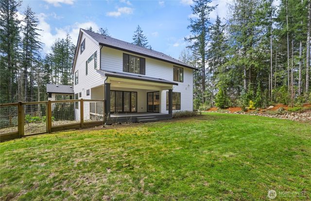 29816 SE Lake Retreat North Drive, Ravensdale, WA 98051