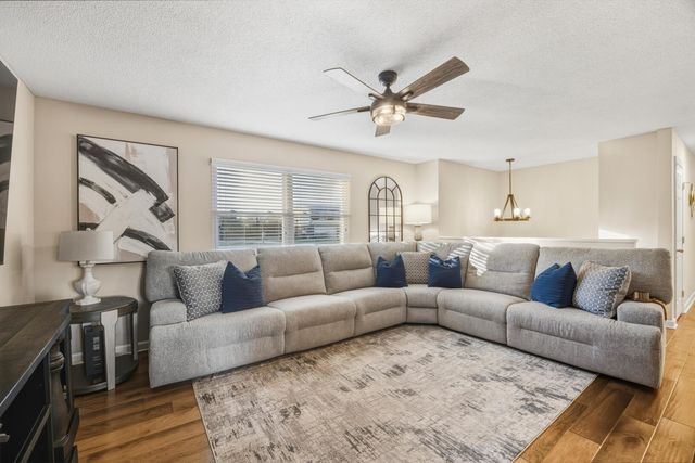 2430 Maplewood Drive, Chattanooga, TN 37421