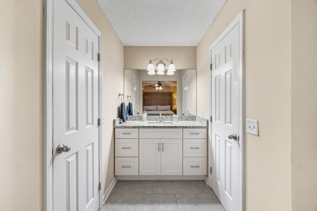 2430 Maplewood Drive, Chattanooga, TN 37421