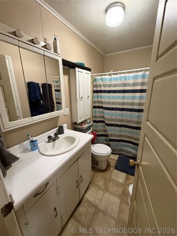 16 S Indianola Street, Pryor, OK 74361