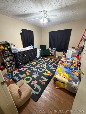 16 S Indianola Street, Pryor, OK 74361