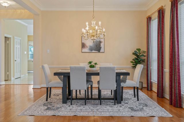 13 Stonegate Park Court, Spring, TX 77379