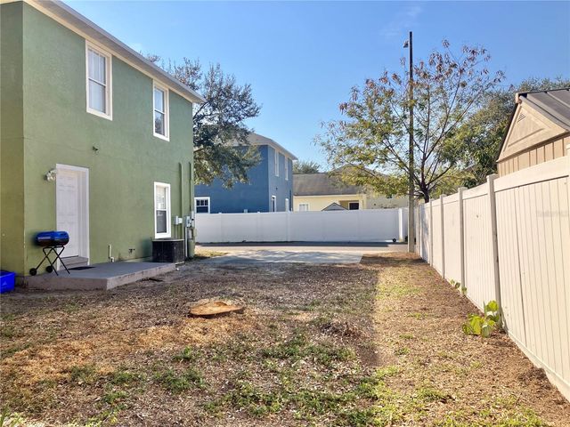 318 E PATTERSON STREET, Tampa, FL 33604