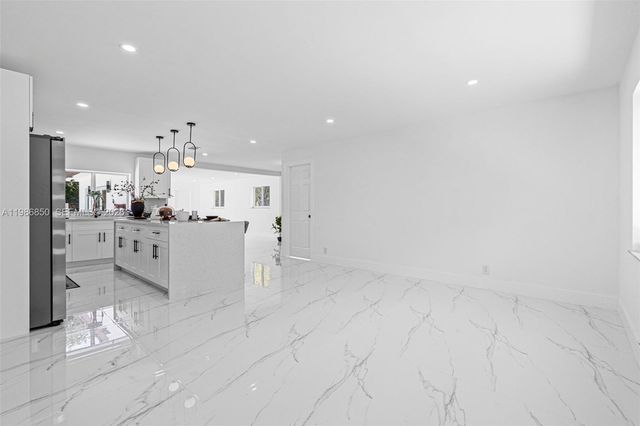 4830 SW 188th Ave, Southwest Ranches, FL 33332