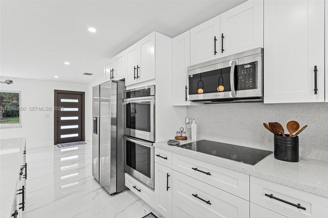 4830 SW 188th Ave, Southwest Ranches, FL 33332