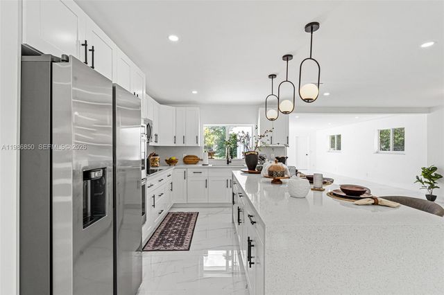 4830 SW 188th Ave, Southwest Ranches, FL 33332