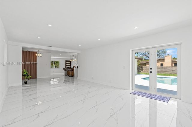 4830 SW 188th Ave, Southwest Ranches, FL 33332