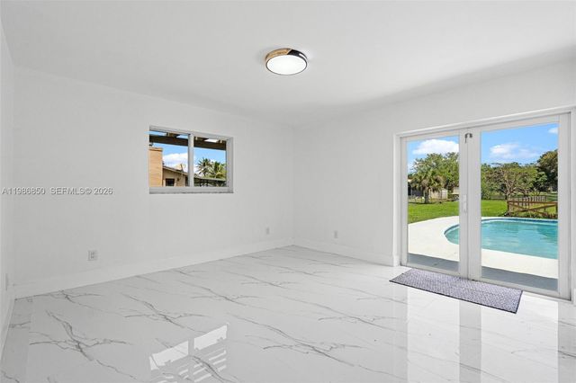 4830 SW 188th Ave, Southwest Ranches, FL 33332