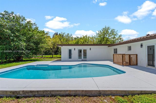 4830 SW 188th Ave, Southwest Ranches, FL 33332