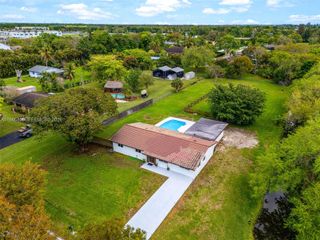 4830 SW 188th Ave, Southwest Ranches, FL 33332