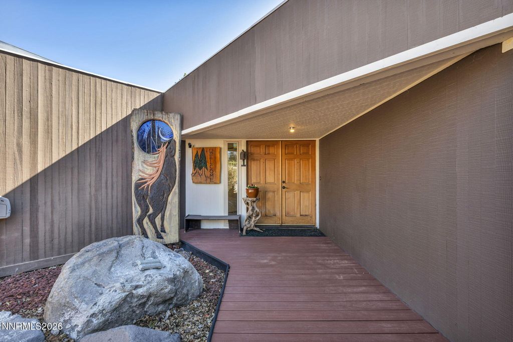 Image 10 of property listing at 13600 Stoney Brook Drive, Reno, NV 89511