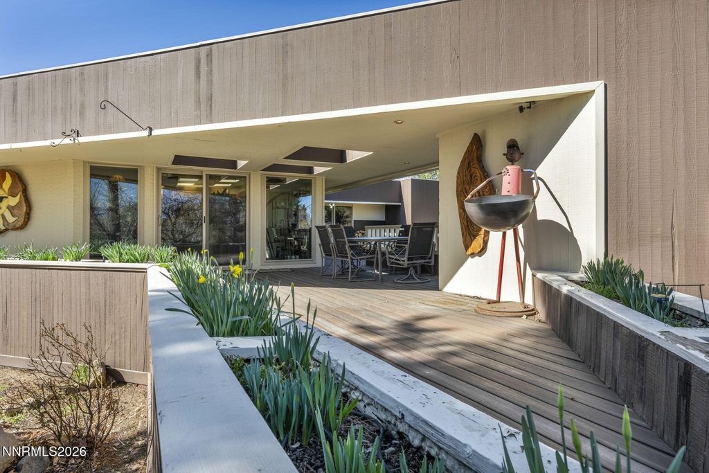 Image 23 of property listing at 13600 Stoney Brook Drive, Reno, NV 89511