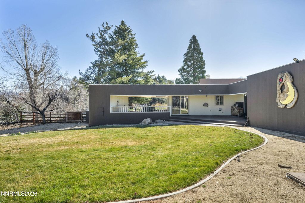 Image 6 of property listing at 13600 Stoney Brook Drive, Reno, NV 89511