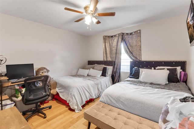 925 Brooks Drive, Cedar Hill, TX 75104