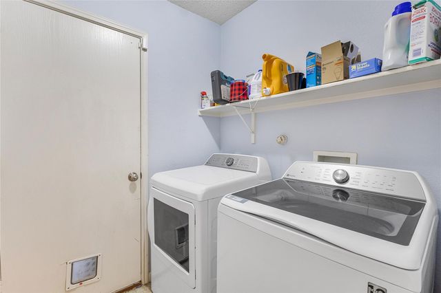 925 Brooks Drive, Cedar Hill, TX 75104