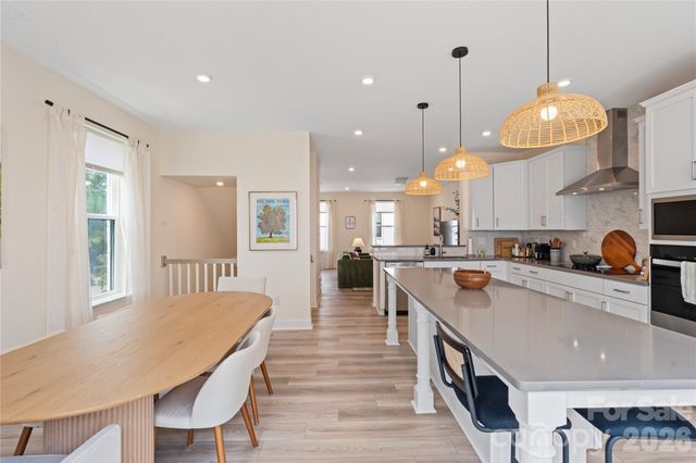 2414 Magnolia Blossom Way, Charlotte, NC 28211