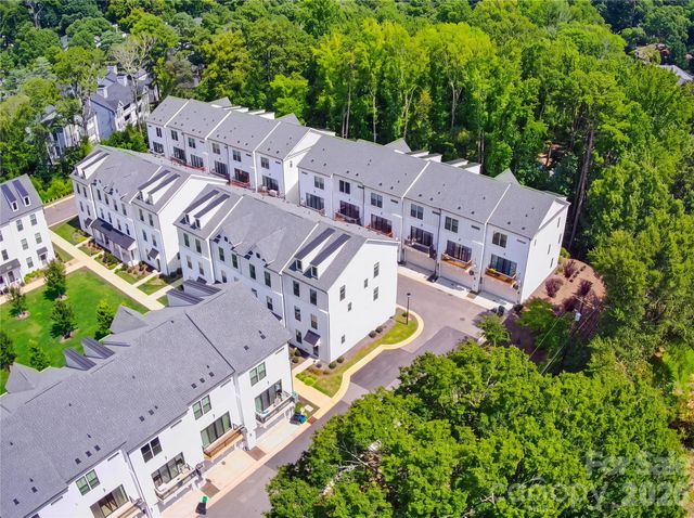 2414 Magnolia Blossom Way, Charlotte, NC 28211