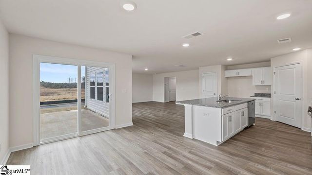 623 Oak Ridge Drive, Clinton, SC 29325