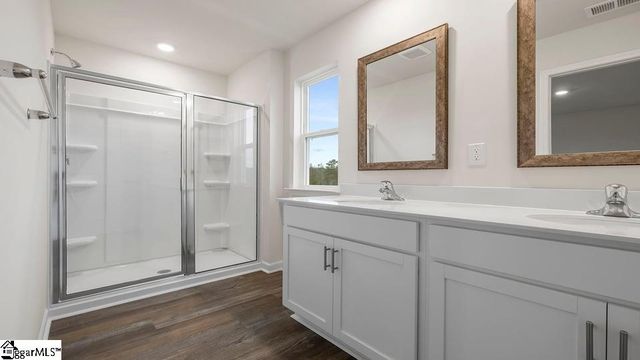 623 Oak Ridge Drive, Clinton, SC 29325