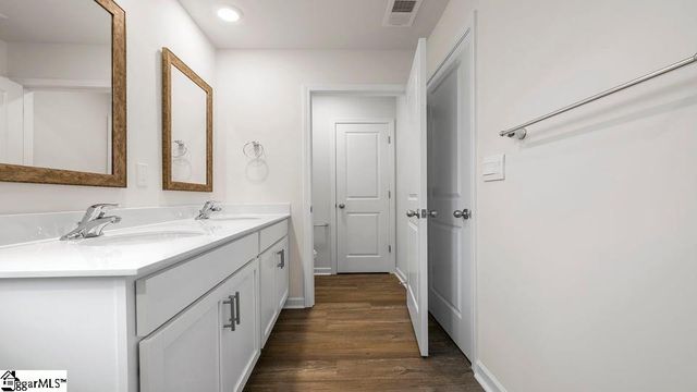 623 Oak Ridge Drive, Clinton, SC 29325