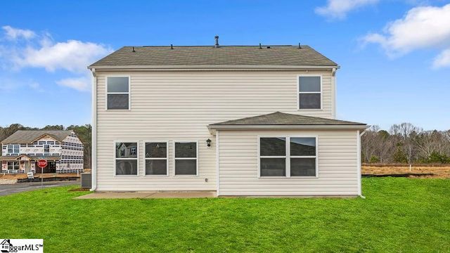 623 Oak Ridge Drive, Clinton, SC 29325