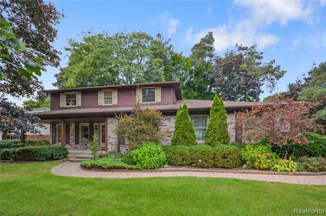 53645 Lambeth Court, Shelby Twp, MI 48316