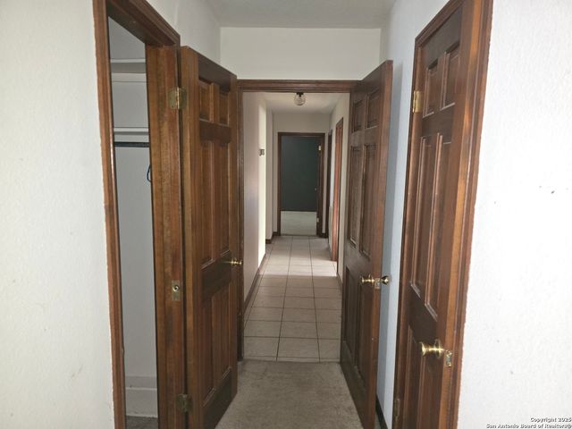 6207 pine needles, San Antonio, TX 78244