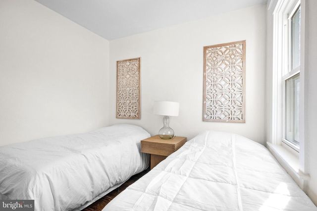 40 LAUREL ST, Lancaster, PA 17603