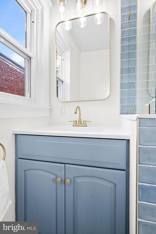 40 LAUREL ST, Lancaster, PA 17603