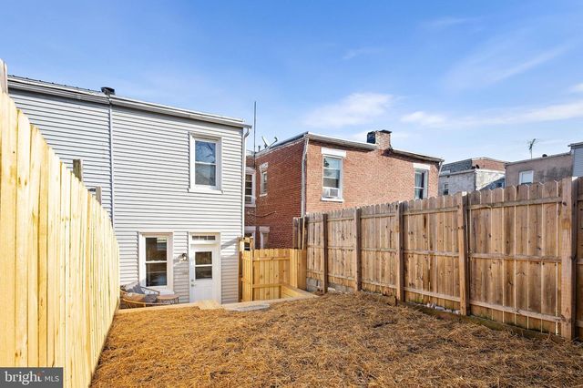 40 LAUREL ST, Lancaster, PA 17603