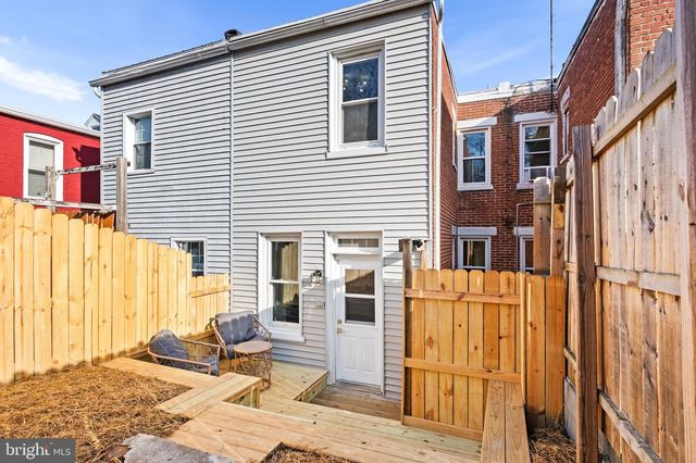 40 LAUREL ST, Lancaster, PA 17603